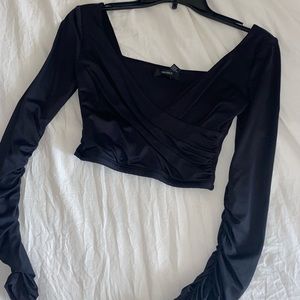 ruched black long sleeve crop top